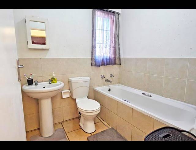 3 BEDROOM APARTMENT FOR SALE IN BOKSBURG
